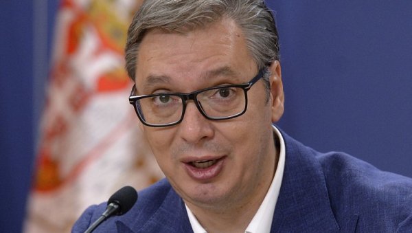 ПЕРФИДНА ПОДВАЛА ЗА ВУЧИЋА У ДУБРОВНИКУ: Председник управо донео круцијалну одлуку ПЕРФИДНА ПОДВАЛА ЗА ВУЧИЋА У ДУБРОВНИКУ: Председник управо донео круцијалну одлуку