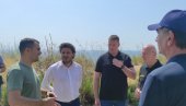 АБАЗОВИЋ ПОСЕТИО ЗГАРИШТЕ: Купујемо два хеликоптера, ватрогасцима следи награда АБАЗОВИЋ ПОСЕТИО ЗГАРИШТЕ: Купујемо два хеликоптера, ватрогасцима следи награда