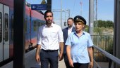 МОМИРОВИЋ: Српска железница је на добром колосеку, број путника удвостручен (ФОТО) МОМИРОВИЋ: Српска железница је на добром колосеку, број путника удвостручен (ФОТО)