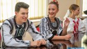 19. MEĐUNARODNI FESTIVAL FOLKLORA LALA: Tradicionalna manifestacija u Zrenjaninu (FOTO) 19. MEĐUNARODNI FESTIVAL FOLKLORA LALA: Tradicionalna manifestacija u Zrenjaninu (FOTO)