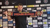 ИГРАЧИМА ЋУ ПРВО ПОКАЗАТИ ЦРВЕНУ ЛИНИЈУ Гордан Петрић преузео Партизан: Неке ствари нећу толерисати ИГРАЧИМА ЋУ ПРВО ПОКАЗАТИ ЦРВЕНУ ЛИНИЈУ Гордан Петрић преузео Партизан: Неке ствари нећу толерисати