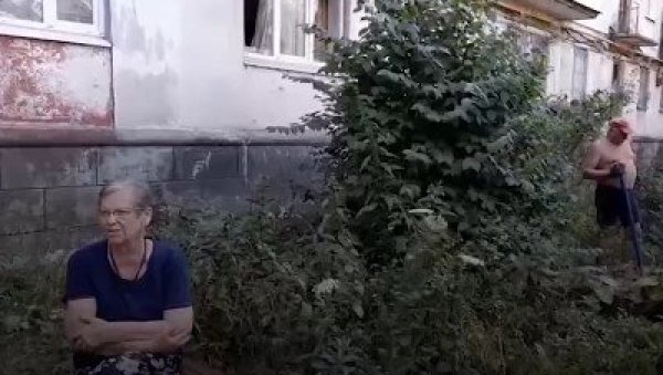„МИ СМО СВЕДОЦИ, ТО ЈЕ СВЕ УКРАЈИНСКА ВОЈСКА ГАЂАЛА Грађани Лисичанска о бомбардовању града (ВИДЕО) „МИ СМО СВЕДОЦИ, ТО ЈЕ СВЕ УКРАЈИНСКА ВОЈСКА ГАЂАЛА Грађани Лисичанска о бомбардовању града (ВИДЕО)
