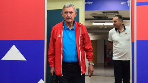 VELIKA BOJAZAN! O teškoćama kroz koje prolaze orlovi selektor Svetislav Pešić govorio posle meča Srbija - Kina VELIKA BOJAZAN! O teškoćama kroz koje prolaze orlovi selektor Svetislav Pešić govorio posle meča Srbija - Kina