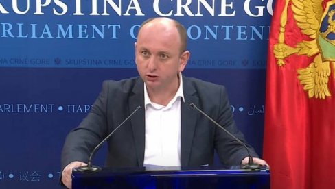 KNEŽEVIĆ O MINISTRU IVANOVIĆU: Vukašina iz Klepaca su komadale ustaše, a Srbiju bi sad da komadaju oni koje je smatrala braćom KNEŽEVIĆ O MINISTRU IVANOVIĆU: Vukašina iz Klepaca su komadale ustaše, a Srbiju bi sad da komadaju oni koje je smatrala braćom