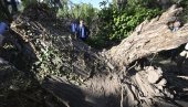 OLUJE BESNE ŠIROM EVROPE: Poginulo najmanje 13 ljudi, među njima i deca (VIDEO) OLUJE BESNE ŠIROM EVROPE: Poginulo najmanje 13 ljudi, među njima i deca (VIDEO)