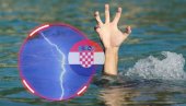 МУЧНЕ СЦЕНЕ У ХРВАТСКОЈ: Жену ударио гром - и то док је била у мору МУЧНЕ СЦЕНЕ У ХРВАТСКОЈ: Жену ударио гром - и то док је била у мору