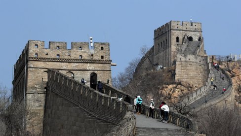 ПУТАРИ ТРАЖИЛИ ПРЕЧИЦУ: Па прокопали – Велики кинески зид