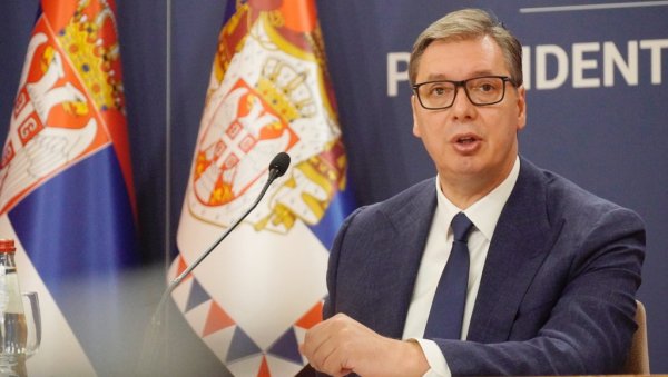 ВУЧИЋ УПУТИО ЈАСНУ ПОРУКУ: Једини смисао мучења нашег народа на Косову и Метохији је његово коначно протеривање, али погрома неће бити! ВУЧИЋ УПУТИО ЈАСНУ ПОРУКУ: Једини смисао мучења нашег народа на Косову и Метохији је његово коначно протеривање, али погрома неће бити!
