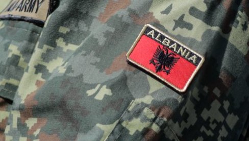 ПОЈАЧАНА ОБУКА НА ХЕЛИКОПТЕРИМА КУГАР: У Албанији је у ваздухопловној бази Фарка настављена обука тзв. КБС-а ПОЈАЧАНА ОБУКА НА ХЕЛИКОПТЕРИМА КУГАР: У Албанији је у ваздухопловној бази Фарка настављена обука тзв. КБС-а