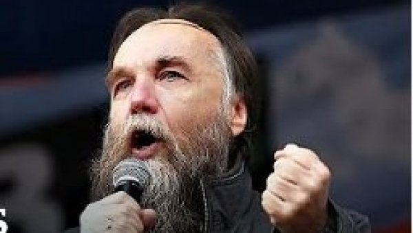 АЛЕКСАНДАР ДУГИН: Познати руски филозоф, последњих година приписивана му је улога у тајној дипломатији (ВИДЕО) АЛЕКСАНДАР ДУГИН: Познати руски филозоф, последњих година приписивана му је улога у тајној дипломатији (ВИДЕО)