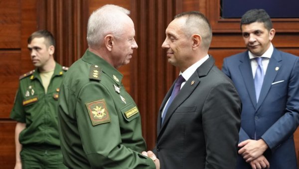 СРБИЈА СЕ НЕ ОДРИЧЕ ВЕКОВНОГ БРАТСТВА: Вулин се у Москви састао са Фомином СРБИЈА СЕ НЕ ОДРИЧЕ ВЕКОВНОГ БРАТСТВА: Вулин се у Москви састао са Фомином