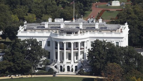 SAMO JE TRAMP MOGAO DA IH NATERA DA PRESTANU DA ĆUTE... Amerika čeka pomoć ostatka sveta u rešavanju krize u Ukrajini