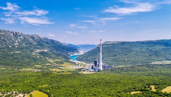 УВОЗЕ ПОЛОВИНУ, ПЛАЋАЋЕ ВИШЕ: Хрвате на јесен чека ново поскупљење струје, све гласнији позиви на штедњу УВОЗЕ ПОЛОВИНУ, ПЛАЋАЋЕ ВИШЕ: Хрвате на јесен чека ново поскупљење струје, све гласнији позиви на штедњу