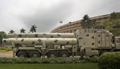 INDIJA KINI LUPILA ŠAMAR: Filipinima isporučene protivbrodske krstareće rakete „brahmos“ dometa 290 km! (VIDEO) INDIJA KINI LUPILA ŠAMAR: Filipinima isporučene protivbrodske krstareće rakete „brahmos“ dometa 290 km! (VIDEO)