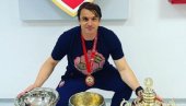 НОВИ ЗЕМЉОТРЕС НА МАРАКАНИ: Познато ко ће бити тренер Црвене звезде уместо Дејана Станковића? НОВИ ЗЕМЉОТРЕС НА МАРАКАНИ: Познато ко ће бити тренер Црвене звезде уместо Дејана Станковића?