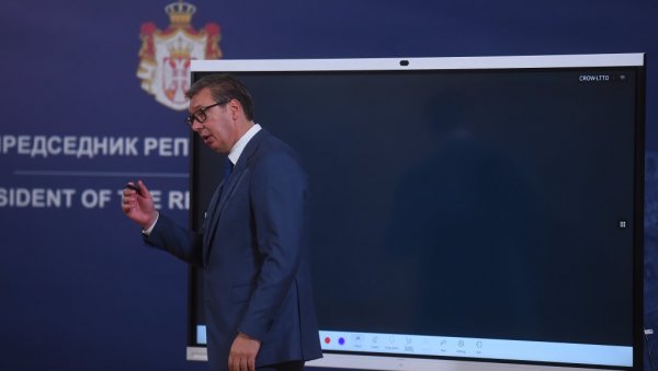 СПАСИЛИ СМО ДРЖАВУ БАНКРОТА Вучић: Набавили смо гас на време СПАСИЛИ СМО ДРЖАВУ БАНКРОТА Вучић: Набавили смо гас на време