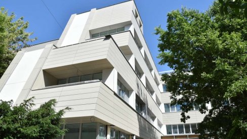 ALARM UZNEMIRIO PACIJENTE I LEKARE:Nepoznata osoba aktivirala signal za uzbunu u Domu zdravlja Novi Sad na Limanu ALARM UZNEMIRIO PACIJENTE I LEKARE:Nepoznata osoba aktivirala signal za uzbunu u Domu zdravlja Novi Sad na Limanu