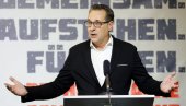 РУСИЈА СЕ НЕ МОЖЕ БАЦИТИ НА КОЛЕНА: Европа је у проклето опасној ситуацији РУСИЈА СЕ НЕ МОЖЕ БАЦИТИ НА КОЛЕНА: Европа је у проклето опасној ситуацији