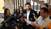 BEZBEDNE ZONE ZA SIGURNO ODRASTANJE: Gradonačelnik Šapić posetio zvezdarske osnovce BEZBEDNE ZONE ZA SIGURNO ODRASTANJE: Gradonačelnik Šapić posetio zvezdarske osnovce