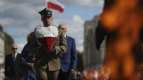 ПОЉСКА О НЕМАЧКОМ ОДГОВОРУ О РЕПАРАЦИЈАМА: Берлин жели да нас претвори у вазала ПОЉСКА О НЕМАЧКОМ ОДГОВОРУ О РЕПАРАЦИЈАМА: Берлин жели да нас претвори у вазала