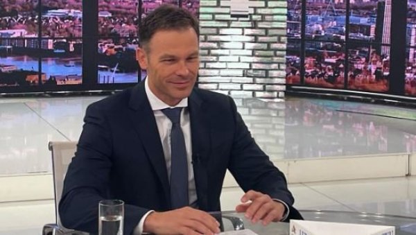 УСКОРО ПОВЕЋАЊЕ ПЛАТА И ПЕНЗИЈА: Министар Синиша Мали саопштио сјајне вести УСКОРО ПОВЕЋАЊЕ ПЛАТА И ПЕНЗИЈА: Министар Синиша Мали саопштио сјајне вести