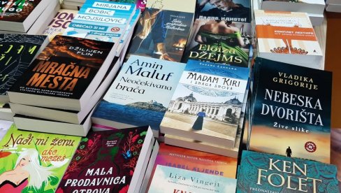 INSPIRATIVNE NAGRADE JAGODINSKE BIBLIOTEKE: Evo šta dobijaju pobednici foto-konkursa „Knjiga na moru“