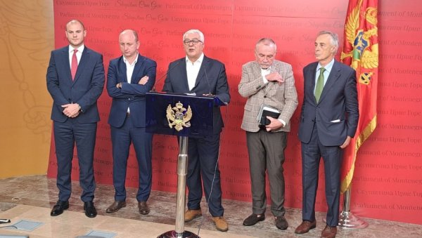 ПАО ДОГОВОР ОКО ЦРНОГОРСКЕ ВЛАДЕ! Победничка коалиција из августа 2020. поново заједно ПАО ДОГОВОР ОКО ЦРНОГОРСКЕ ВЛАДЕ! Победничка коалиција из августа 2020. поново заједно