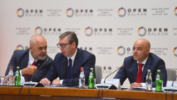 ЈЕДИНСТВЕНО ТРЖИШТЕ РАДА У ОКВИРУ ОТВОРЕНОГ БАЛКАНА: Важан договор Вучића, Раме и Ковачевског ЈЕДИНСТВЕНО ТРЖИШТЕ РАДА У ОКВИРУ ОТВОРЕНОГ БАЛКАНА: Важан договор Вучића, Раме и Ковачевског