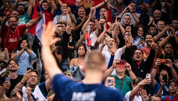 МЕЧ КАКАВ АМА БАШ НИКО НИЈЕ ОЧЕКИВАО! Србија победила на почетку Европског првенства у кошарци МЕЧ КАКАВ АМА БАШ НИКО НИЈЕ ОЧЕКИВАО! Србија победила на почетку Европског првенства у кошарци