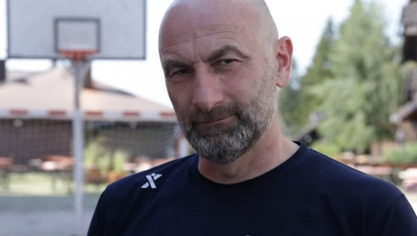 ОНА ЈЕ РАЗЛОГ ЗБОГ КОГ ЈЕ ПОСТАО ТРЕНЕР: У једном дану селектор БиХ је одлетео на сахрану, а након тога се вратио у Немачку и победио ОНА ЈЕ РАЗЛОГ ЗБОГ КОГ ЈЕ ПОСТАО ТРЕНЕР: У једном дану селектор БиХ је одлетео на сахрану, а након тога се вратио у Немачку и победио