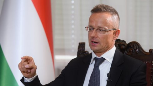 СИЈАРТО ЗАПРЕТИО: Док је Орбан на власти, Украјина неће ући у ЕУ