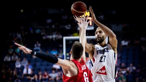 VELIKI PROBLEM ZA TRIKOLORE Jedan od najboljih defanzivaca NBA lige propušta Evrobasket