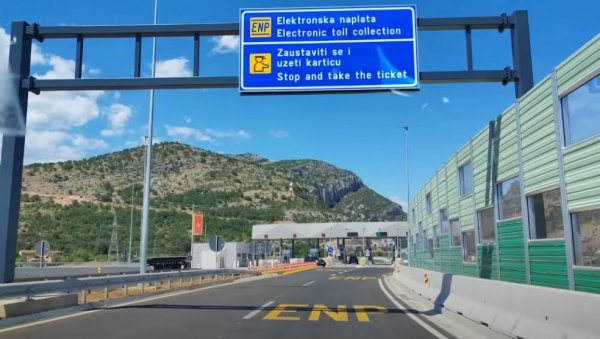 ЗАШТО НЕМА ЋИРИЛИЦЕ НА АУТО-ПУТУ У ЦРНОЈ ГОРИ? Стигао и скандалозан одговор омбудсмана: Не верујем шта читам... ЗАШТО НЕМА ЋИРИЛИЦЕ НА АУТО-ПУТУ У ЦРНОЈ ГОРИ? Стигао и скандалозан одговор омбудсмана: Не верујем шта читам...