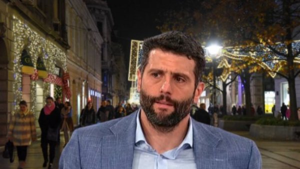ШАПИЋ: Новогодишња расвета неће бити упаљена као свих ових година ШАПИЋ: Новогодишња расвета неће бити упаљена као свих ових година