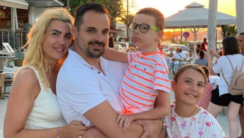 ZAHVALJUJUĆI VUČIĆU DEČAK KOJI BOLUJE OD RETKE BOLESTI IMA BUDUĆNOST: Majka Olivera se oglasila za Novosti