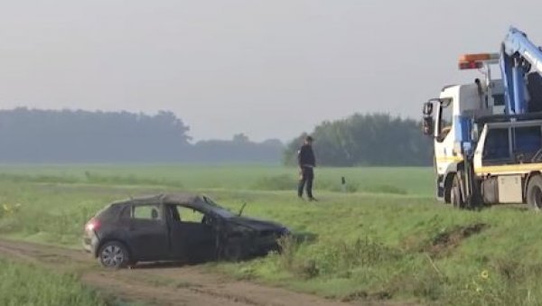 ТЕШКА САОБРАЋАЈНА НЕСРЕЋА НА ЗРЕЊАНИНСКОМ ПУТУ: Петоро повређених у судару комбија и аутомобила ТЕШКА САОБРАЋАЈНА НЕСРЕЋА НА ЗРЕЊАНИНСКОМ ПУТУ: Петоро повређених у судару комбија и аутомобила