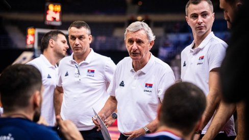 PEŠIĆ TRLJA RUKE: FIBA pomerila termine novembarskih prozora PEŠIĆ TRLJA RUKE: FIBA pomerila termine novembarskih prozora