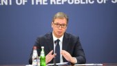 VUČIĆU, IMAĆEŠ TEŠKE DANE, NEDELJE, MESECE! Kurtijev jurišnik preti predsedniku Srbije (FOTO)