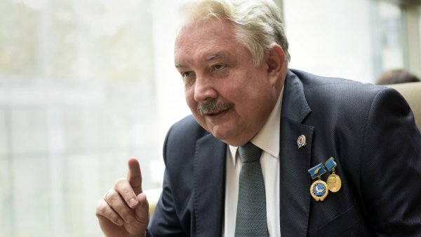 БАБУРИН ОТКРИО ШТА ГА ЈЕ МИЛОШЕВИЋ ПИТАО ПРЕ НАТО АГРЕСИЈЕ: Ако не потпишете биће рата, ако потпишете проклеће Вас потомци БАБУРИН ОТКРИО ШТА ГА ЈЕ МИЛОШЕВИЋ ПИТАО ПРЕ НАТО АГРЕСИЈЕ: Ако не потпишете биће рата, ако потпишете проклеће Вас потомци