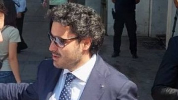 НЕ ДА НИКО ЋЕРКУ Дритан Абазовић о женидби: Најчешће постављано питање у последње време (ВИДЕО) НЕ ДА НИКО ЋЕРКУ Дритан Абазовић о женидби: Најчешће постављано питање у последње време (ВИДЕО)