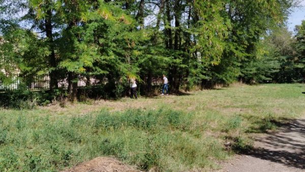 ИДЕНТИФИКОВАН МУШКАРАЦ ЧИЈЕ ЈЕ ТЕЛО ПРОНАЂЕНО У НИШУ: Младић родом из Приштине - сумња се на самоубиство (ТЕЛО) ИДЕНТИФИКОВАН МУШКАРАЦ ЧИЈЕ ЈЕ ТЕЛО ПРОНАЂЕНО У НИШУ: Младић родом из Приштине - сумња се на самоубиство (ТЕЛО)