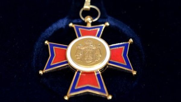 НАЈВЕЋА ПОЧАСТ ЗА МАЂАРСКОГ ПРЕМИЈЕРА: Овакав орден ће Вучић уручити Орбану НАЈВЕЋА ПОЧАСТ ЗА МАЂАРСКОГ ПРЕМИЈЕРА: Овакав орден ће Вучић уручити Орбану