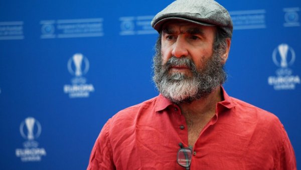 КАНТОНА ПРОВОЦИРА РОНАЛДА: Мислим да још увек не схвата да нема 25 година КАНТОНА ПРОВОЦИРА РОНАЛДА: Мислим да још увек не схвата да нема 25 година