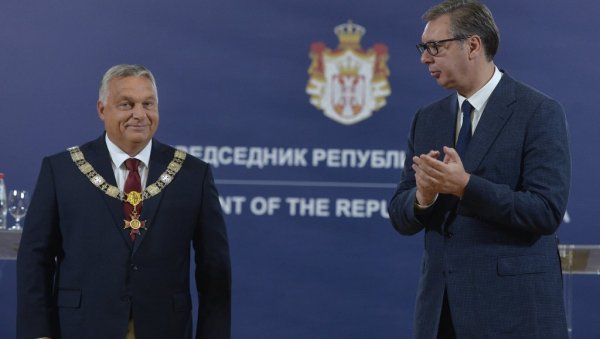ВУЧИЋ ОДЛИКОВАО ОРБАНА: Хвала на недвосмисленој подршци по свим важним питањима (ФОТО/ВИДЕО) ВУЧИЋ ОДЛИКОВАО ОРБАНА: Хвала на недвосмисленој подршци по свим важним питањима (ФОТО/ВИДЕО)