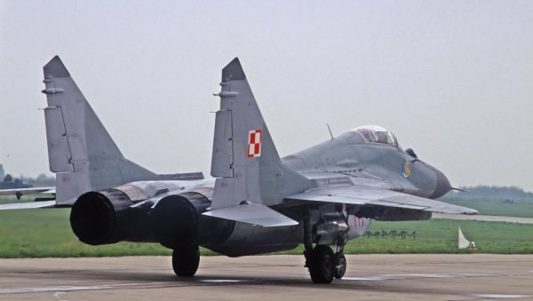 ПОЉСКА СЕ НАОРУЖАВА: Од Јужне Кореје купују авионе вредне три милијарде долара ПОЉСКА СЕ НАОРУЖАВА: Од Јужне Кореје купују авионе вредне три милијарде долара
