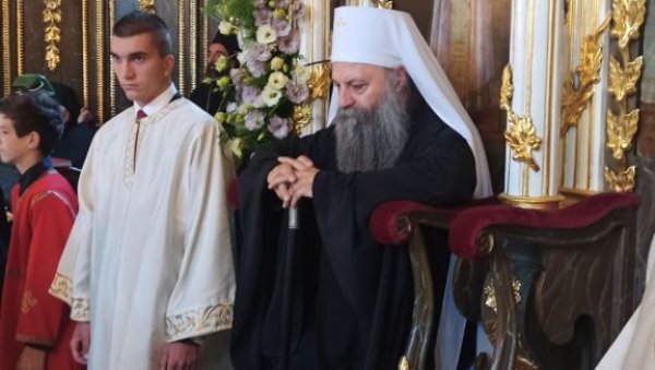 УСТОЛИЧЕН НОВИ ЕПИСКОП ШАБАЧКИ - ВЛАДИКА ЈЕРОТЕЈ: Патријарх Порфирије - Где има поверења у Христа ту има и победе и тријумфа (ФОТО/ВИДЕО) УСТОЛИЧЕН НОВИ ЕПИСКОП ШАБАЧКИ - ВЛАДИКА ЈЕРОТЕЈ: Патријарх Порфирије - Где има поверења у Христа ту има и победе и тријумфа (ФОТО/ВИДЕО)