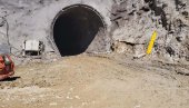ТЕЛО ПОСЛАТО НА ОБДУКЦИЈУ: Настрадали радник после три дана извучен из тунела у Невесињу
