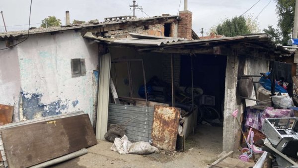 ЕВО ШТА СЕ ДЕСИЛО 10 ДАНА ПРЕ ЈЕЗИВОГ УБИСТВА ЖЕНЕ У ЗЕМУНУ: Комшије откриле нове детаље злочина, испод наочара крила модрице ЕВО ШТА СЕ ДЕСИЛО 10 ДАНА ПРЕ ЈЕЗИВОГ УБИСТВА ЖЕНЕ У ЗЕМУНУ: Комшије откриле нове детаље злочина, испод наочара крила модрице