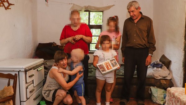 ОГЛАСИЛА СЕ ОРГАНИЗАЦИЈА 28. ЈУН: Поводом акције прикупљања новца за малог Павла Димитријевића ОГЛАСИЛА СЕ ОРГАНИЗАЦИЈА 28. ЈУН: Поводом акције прикупљања новца за малог Павла Димитријевића