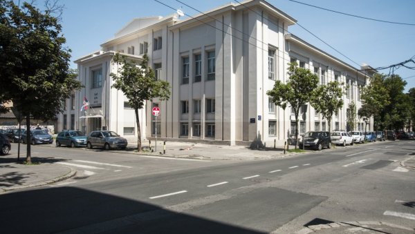 РАЗВОЈ ИНДУСТРИЈЕ У БЕОГРАДУ У 19. и 20. ВЕКУ: Две пешачке туре у организацији Музеја науке и технике и Музеја Југославије РАЗВОЈ ИНДУСТРИЈЕ У БЕОГРАДУ У 19. и 20. ВЕКУ: Две пешачке туре у организацији Музеја науке и технике и Музеја Југославије